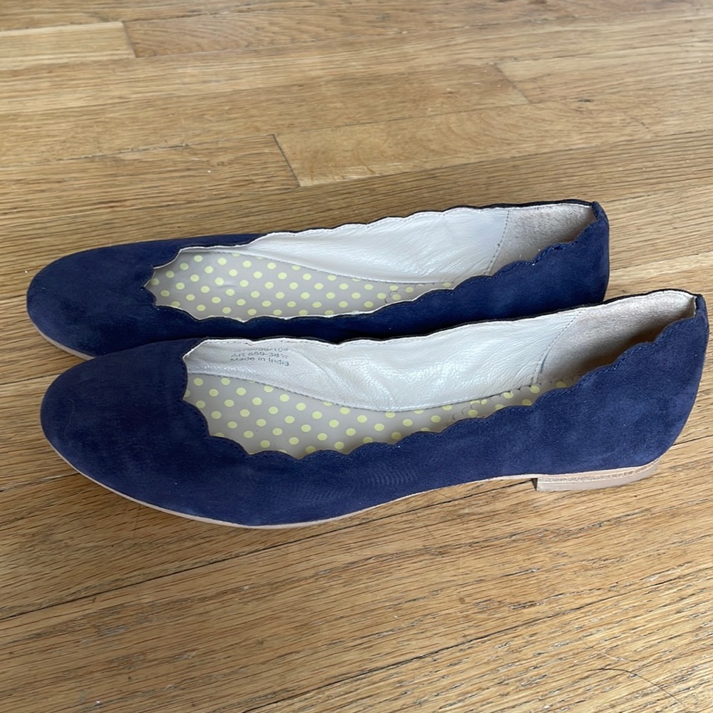 Boden flats. Navy suede. Size 38 1/2 (7.5 US)